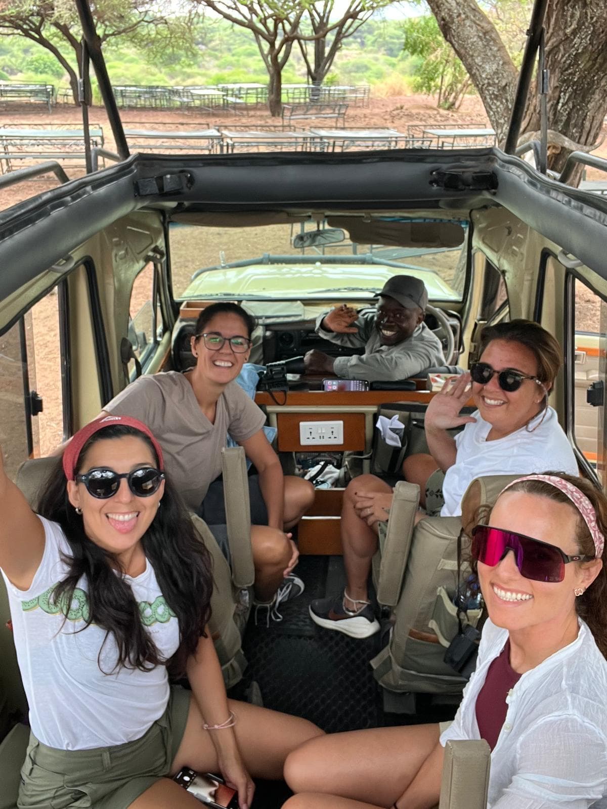 3-Day 3-Day Authentic Tour with Bushmen, Ngorongoro crater & Lake Manyara National Park